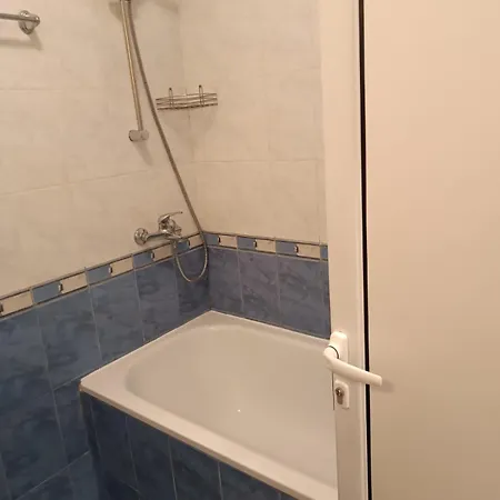 Sunny Apartment, Kokiche - White Building Liliya Apartament