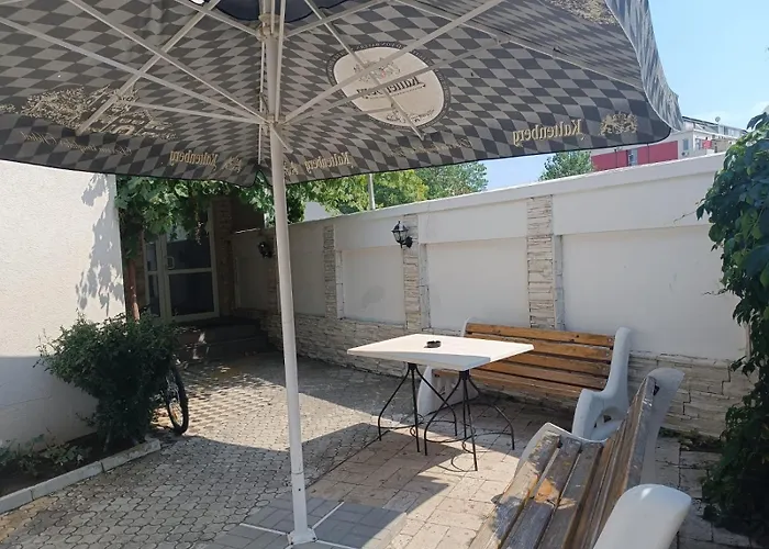 Sunny Apartment, Kokiche - White Building Liliya 公寓 阳光海滩