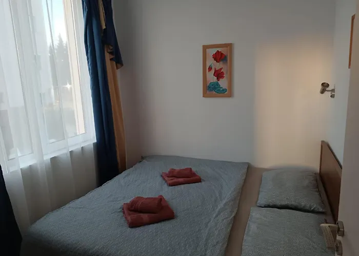 Sunny Apartment, Kokiche - White Building Liliya 阳光海滩