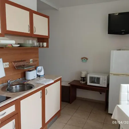 Pro 2 - 4 Osoby - Bila Budova V Arealu Kokiche Sunny Beach, Nesebar, Bulharsko Апартаменты