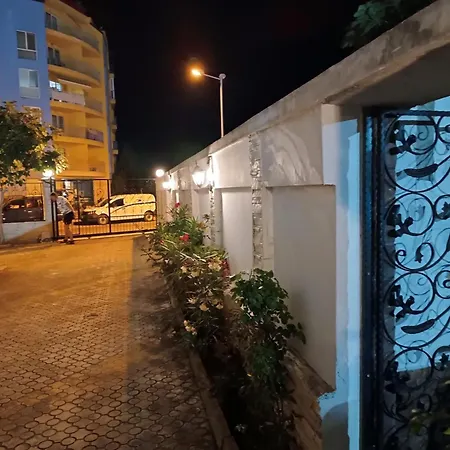 Sunny Apartment, Kokiche - White Building Liliya Апартаменты Солнечный берег