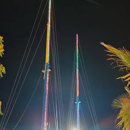 Sunny Apartment, Kokiche - White Building Liliya *