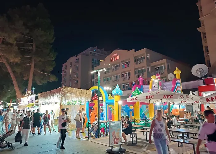 Apartamento Sunny Apartment, Kokiche - White Building Liliya *